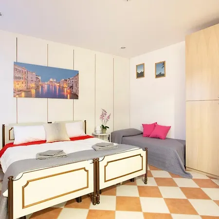 Residenza Giulia Апартаменты *