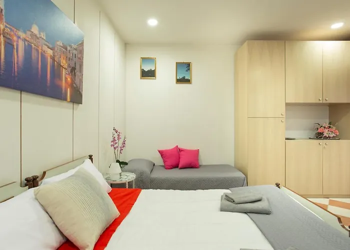 Residenza Giulia Apartman *